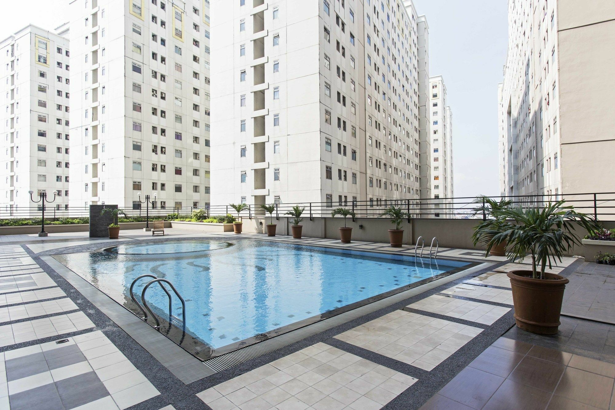 Reddoorz Apartment @ Pegangsaan Kelapa Gading Jakarta Luaran gambar